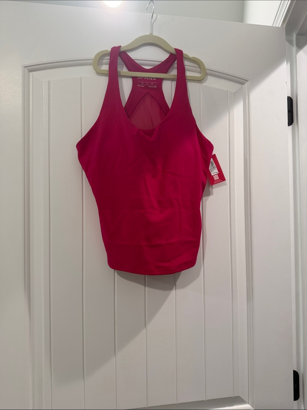 SPANX® BoostUp V-Neck Shelf Tank M